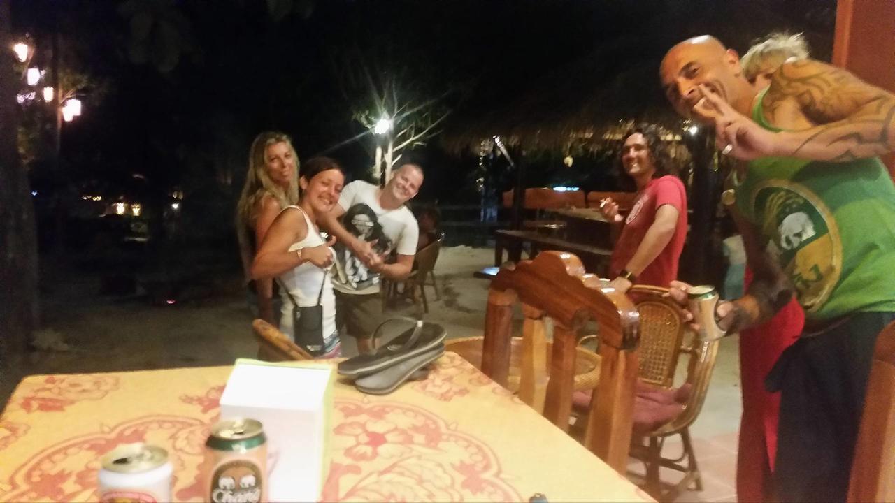 Smile Sunset Resort Koh Lipe Buitenkant foto