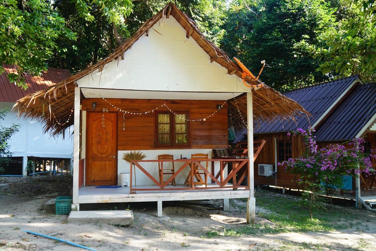 Smile Sunset Resort Koh Lipe Buitenkant foto