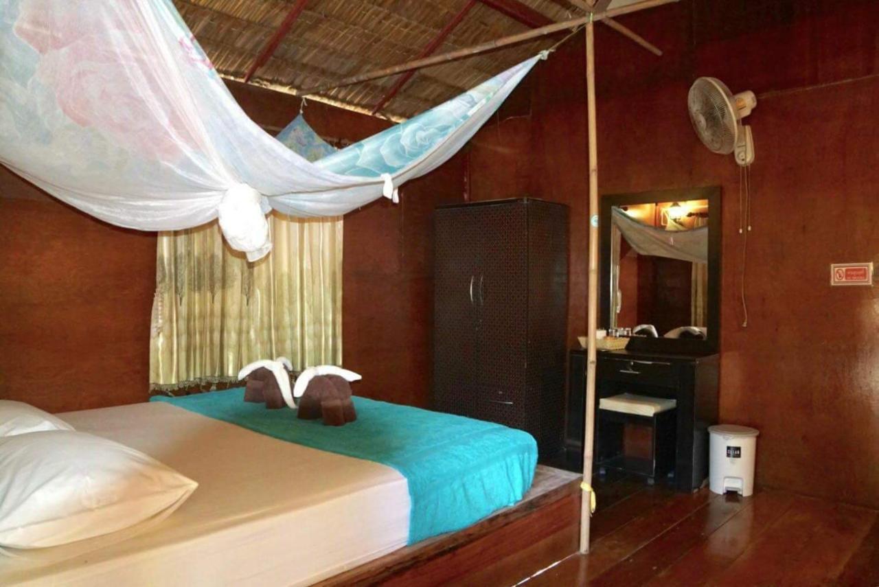Smile Sunset Resort Koh Lipe Buitenkant foto