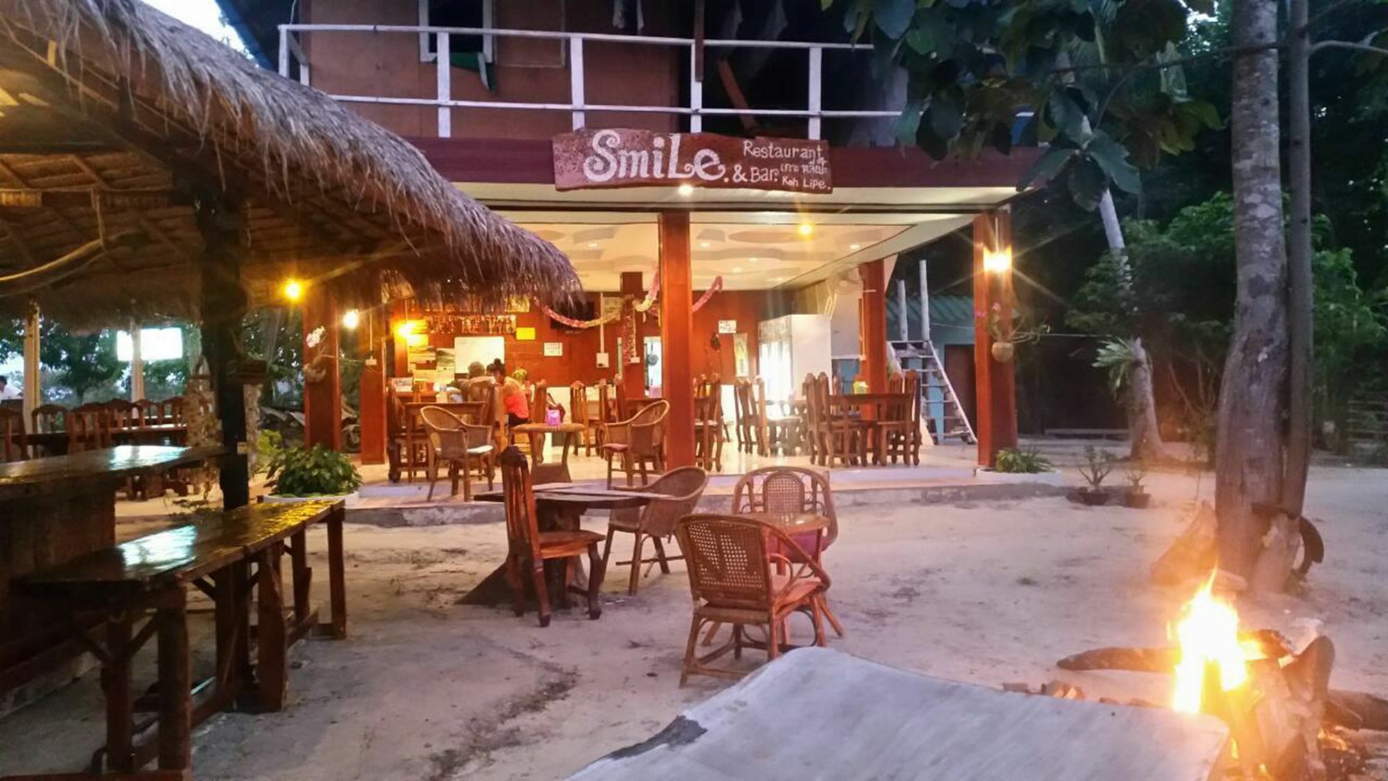 Smile Sunset Resort Koh Lipe Buitenkant foto